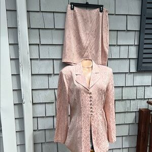 Hugo Buscati Pink Blazer & Skirt Set Size 12- Beautiful Floral Print w/Shine